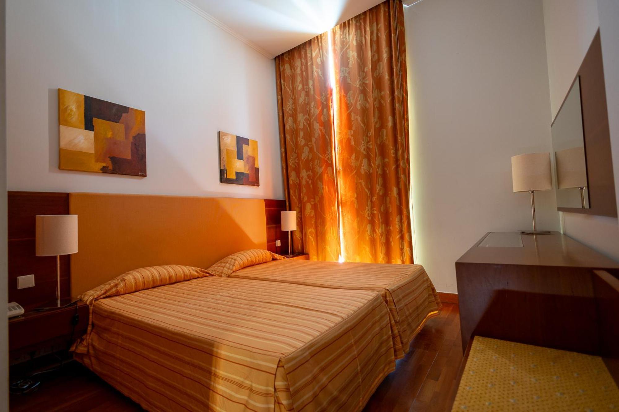 Hotel Apartamentos Geres Ribeiro Екстер'єр фото