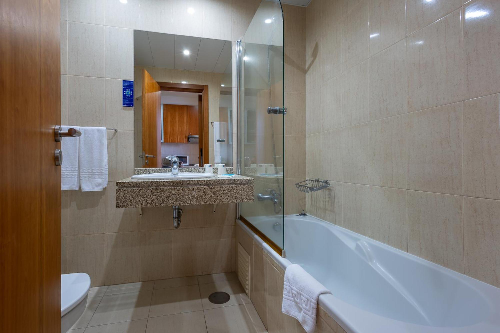 Hotel Apartamentos Geres Ribeiro Екстер'єр фото